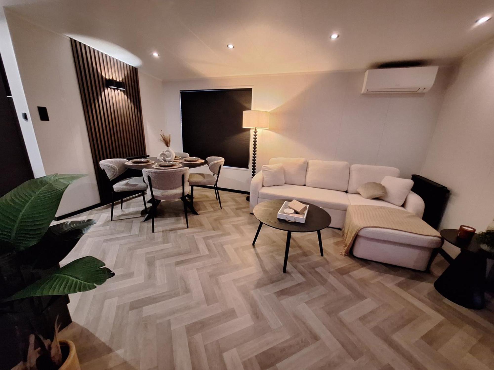 'Relax Lodge Sea' - Wellness Lodge In Zeeland - Private Sauna - Airco - Garden - Outdoor Swimming Pool - Free Wifi, Towels & Bed Linen Heinkenszand Eksteriør billede