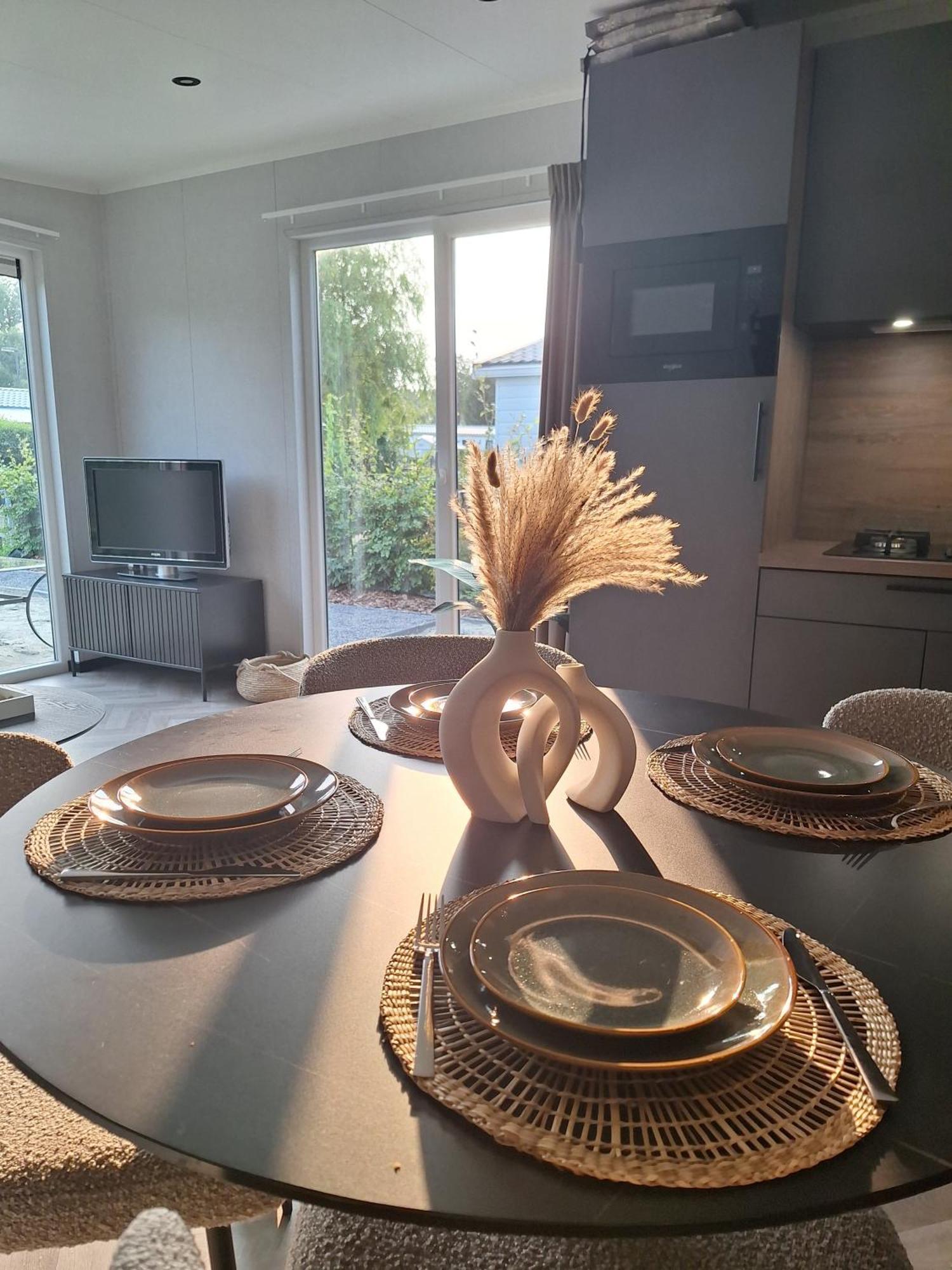 'Relax Lodge Sea' - Wellness Lodge In Zeeland - Private Sauna - Airco - Garden - Outdoor Swimming Pool - Free Wifi, Towels & Bed Linen Heinkenszand Eksteriør billede